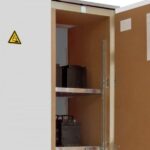 Nahaufnahme eines Akku Sicherheitsschranks für Lithium-Ionen-Akkus