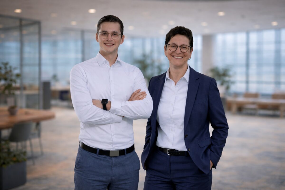 Team des Brandschutzcenter Ostalb – Mutter und Sohn als Inhaber eines familiengeführten Brandschutzunternehmens